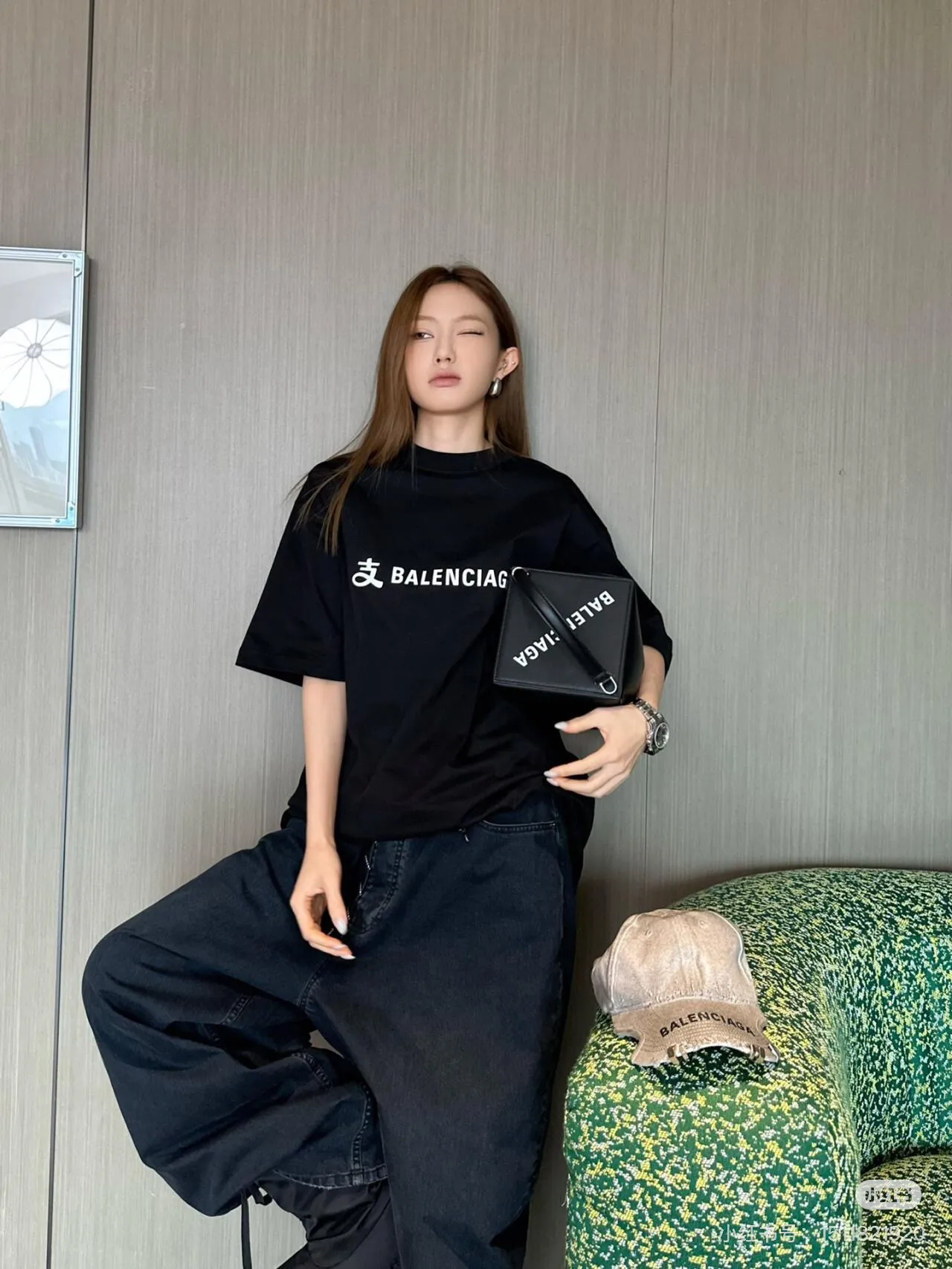 # Balenciaga/ # T Same Style